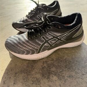 ASICS Gel Nimbus 22 Shoes